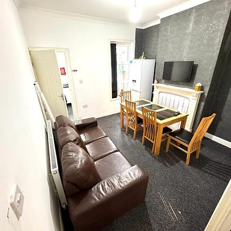 فندق Three Rose Manor At Warwick Road Near Birmingham Airport المظهر الخارجي الصورة