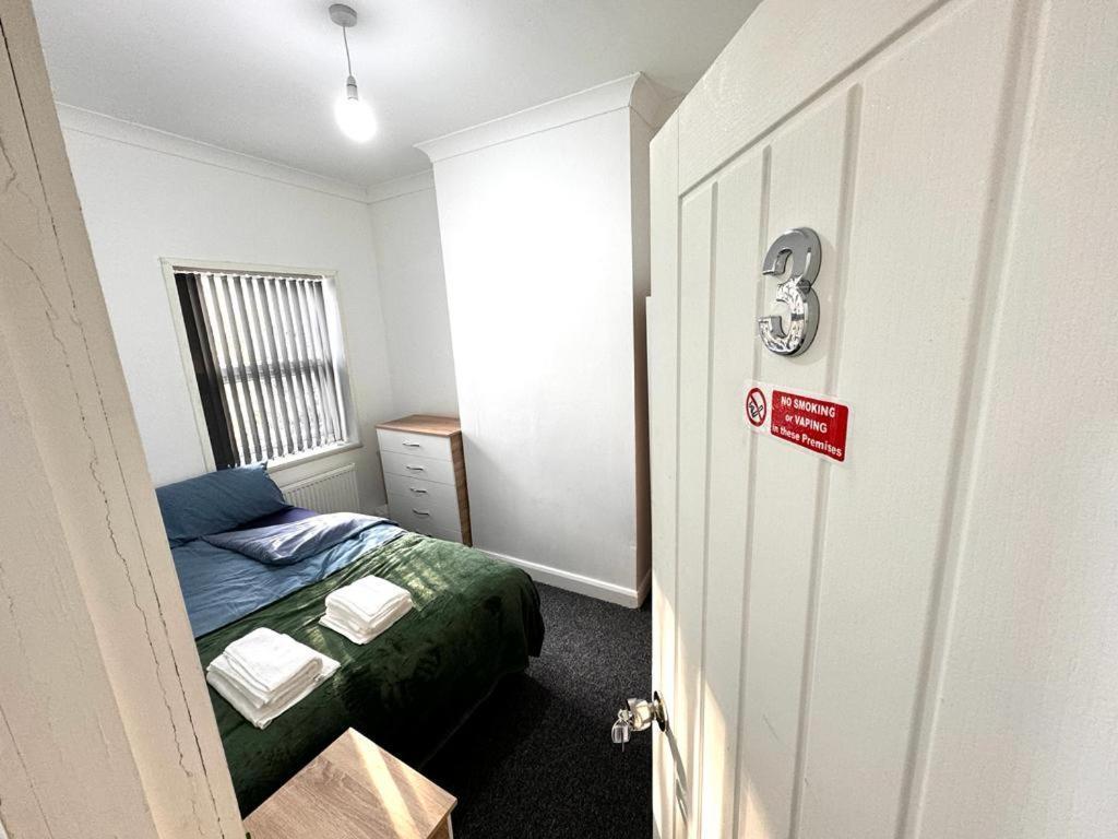 فندق Three Rose Manor At Warwick Road Near Birmingham Airport المظهر الخارجي الصورة